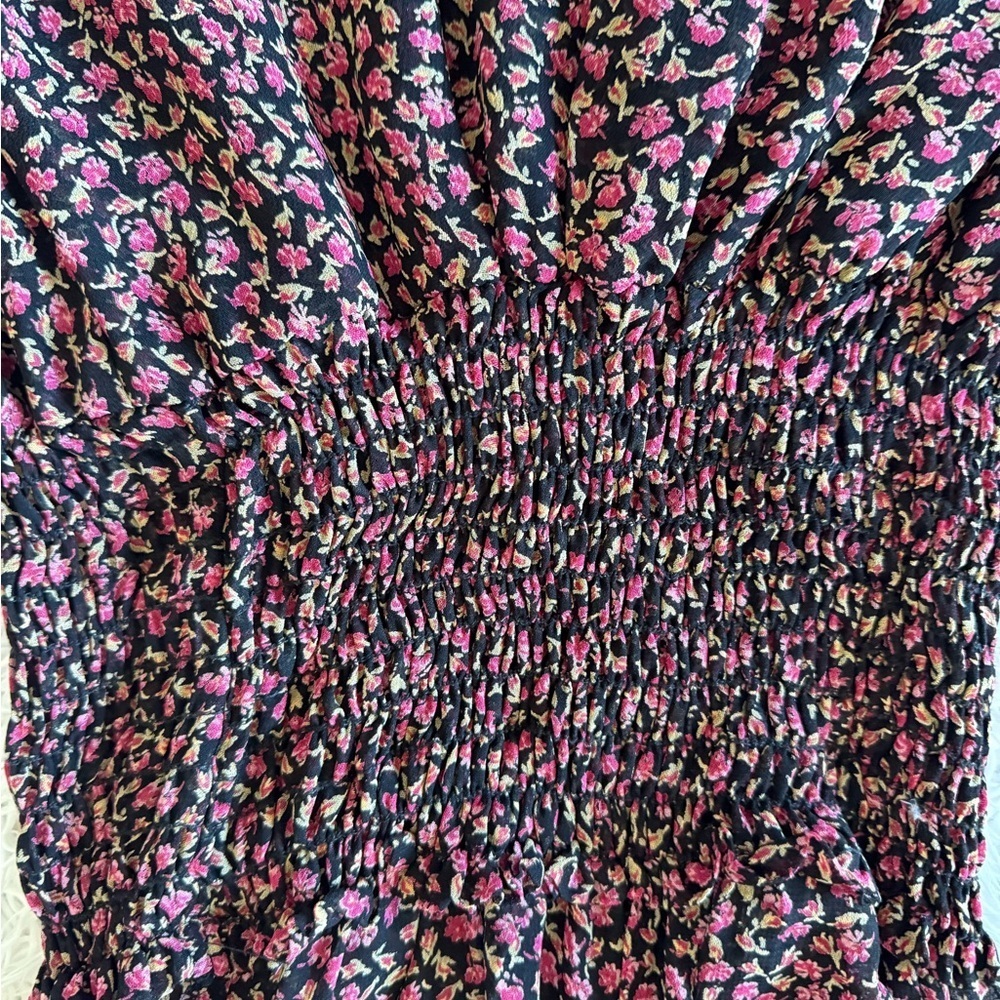 Romper so cute 🥰 & prissy ! - Picture 4 of 7